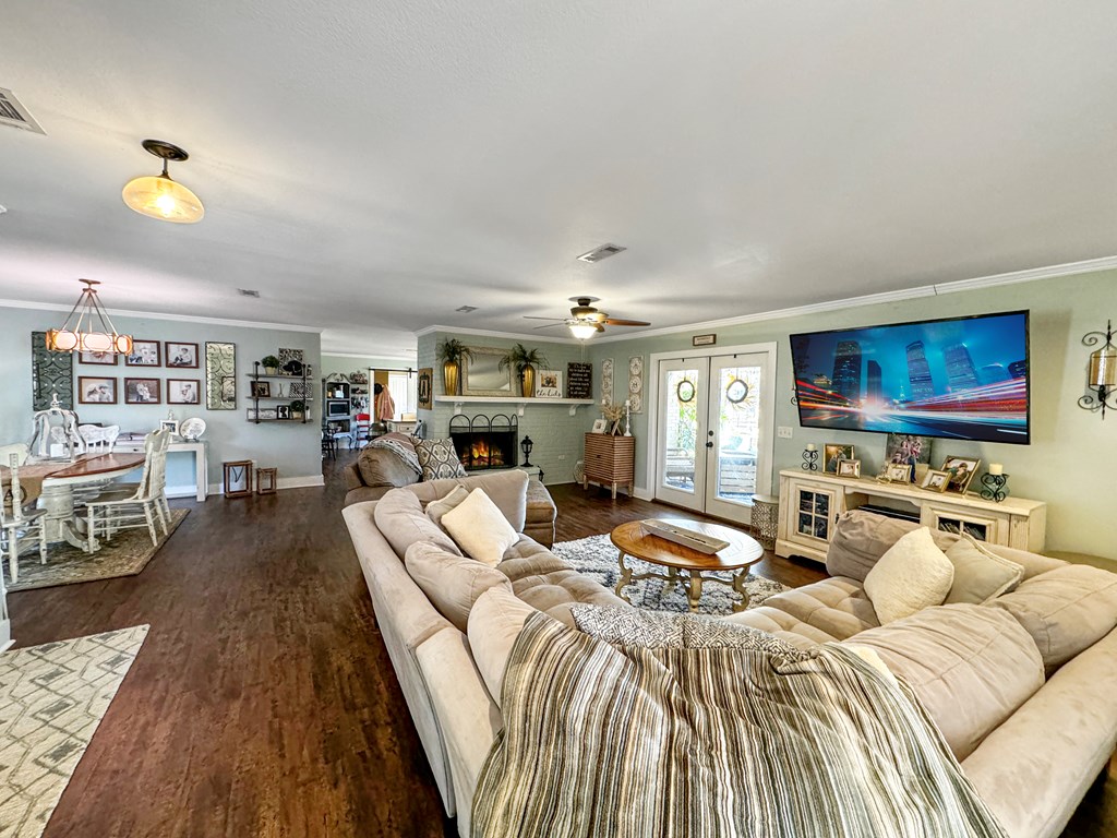 Our Properties Coldwell Banker Brock Realty